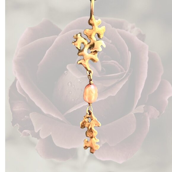 Michael Michaud Jewelry - Michael Michaud Botanical Necklace - 16"-17" - Brass / Pink Pearl Pendant - EUC